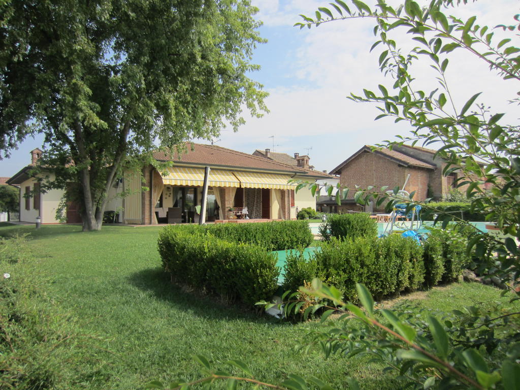 Marinella B&B Cornale Exterior photo