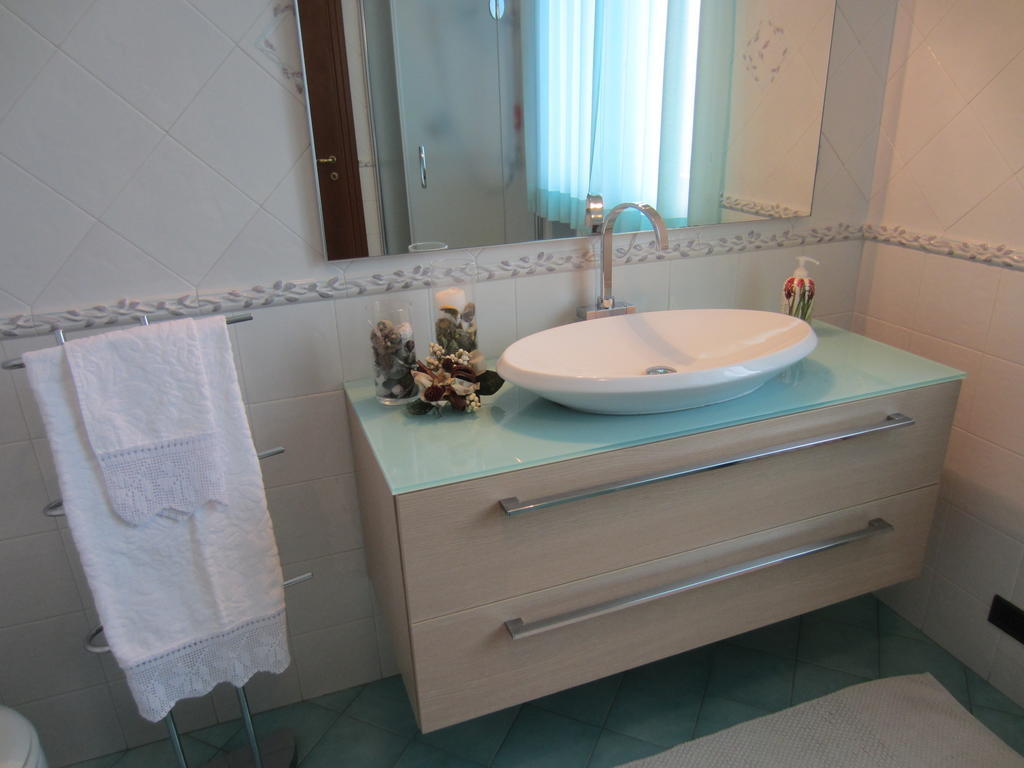 Marinella B&B Cornale Room photo